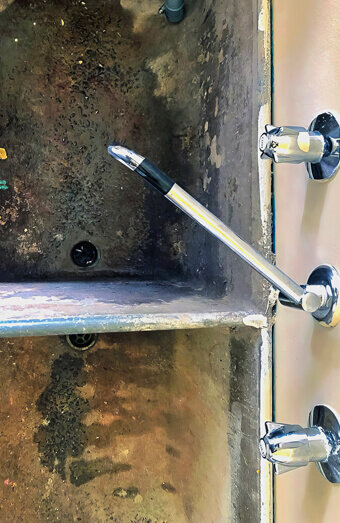 https://blockeddrainsosbornepark.com.au/uploads/2025/07/blocked-sink-70468.jpg