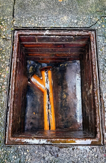 https://blockeddrainsosbornepark.com.au/uploads/2025/07/hero-blocked-sewers-39472.jpg