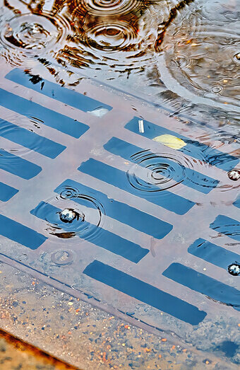 https://blockeddrainsosbornepark.com.au/uploads/2025/07/stormwater-drains-58152.jpg